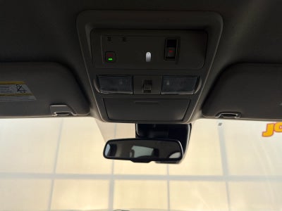 2023 Nissan Titan SV