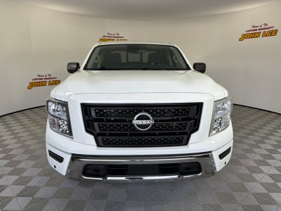 2023 Nissan Titan SV