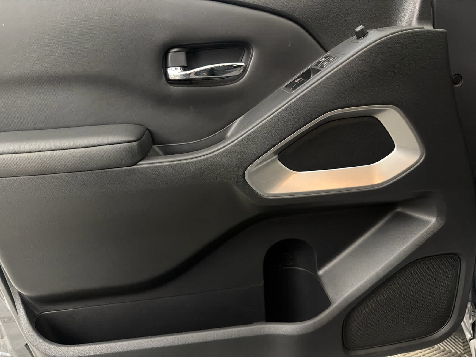 2023 Nissan Frontier King Cab® SV