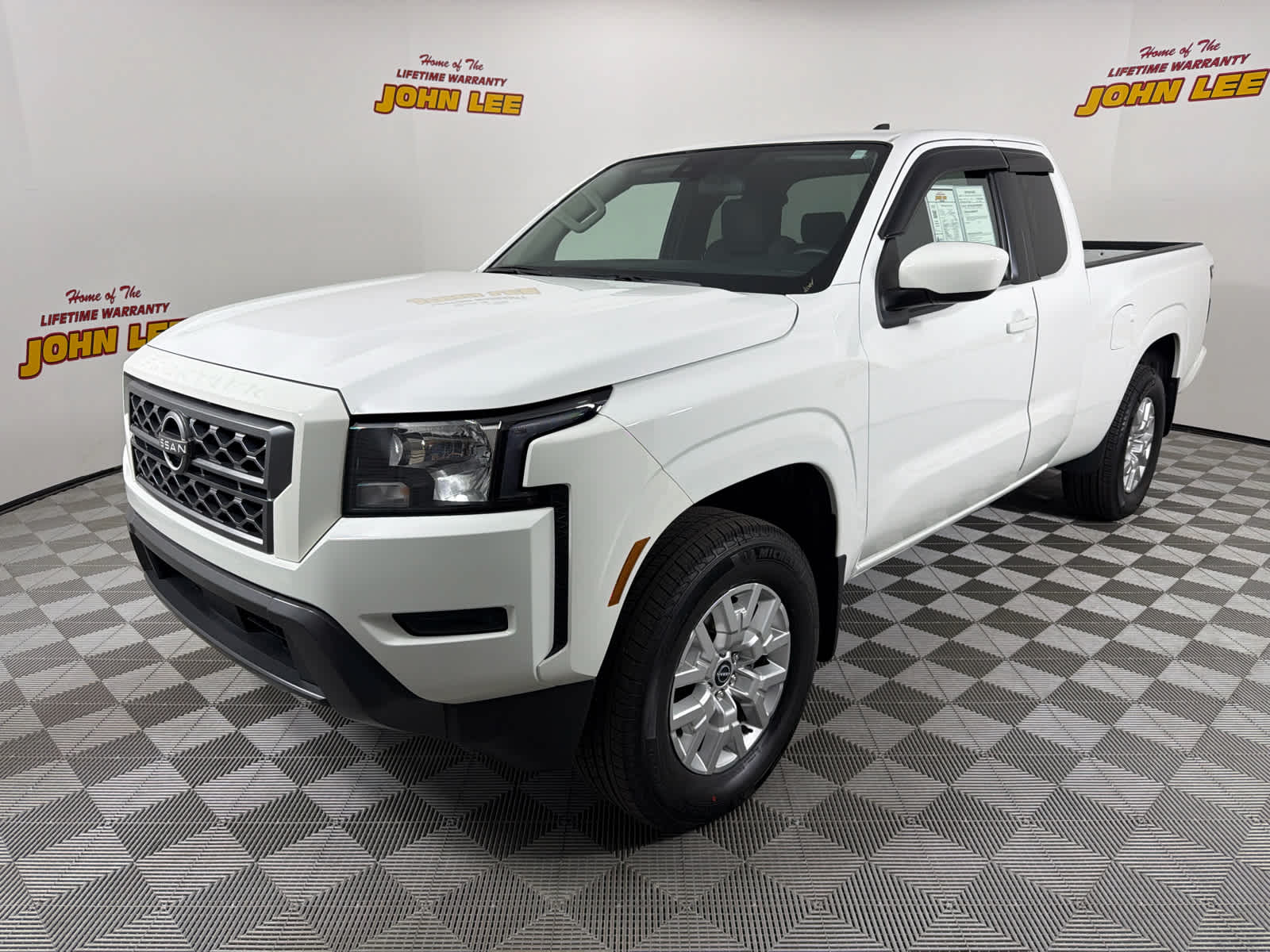 2022 Nissan Frontier King Cab® SV