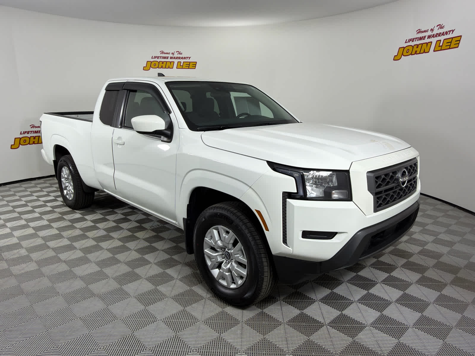 2022 Nissan Frontier King Cab® SV