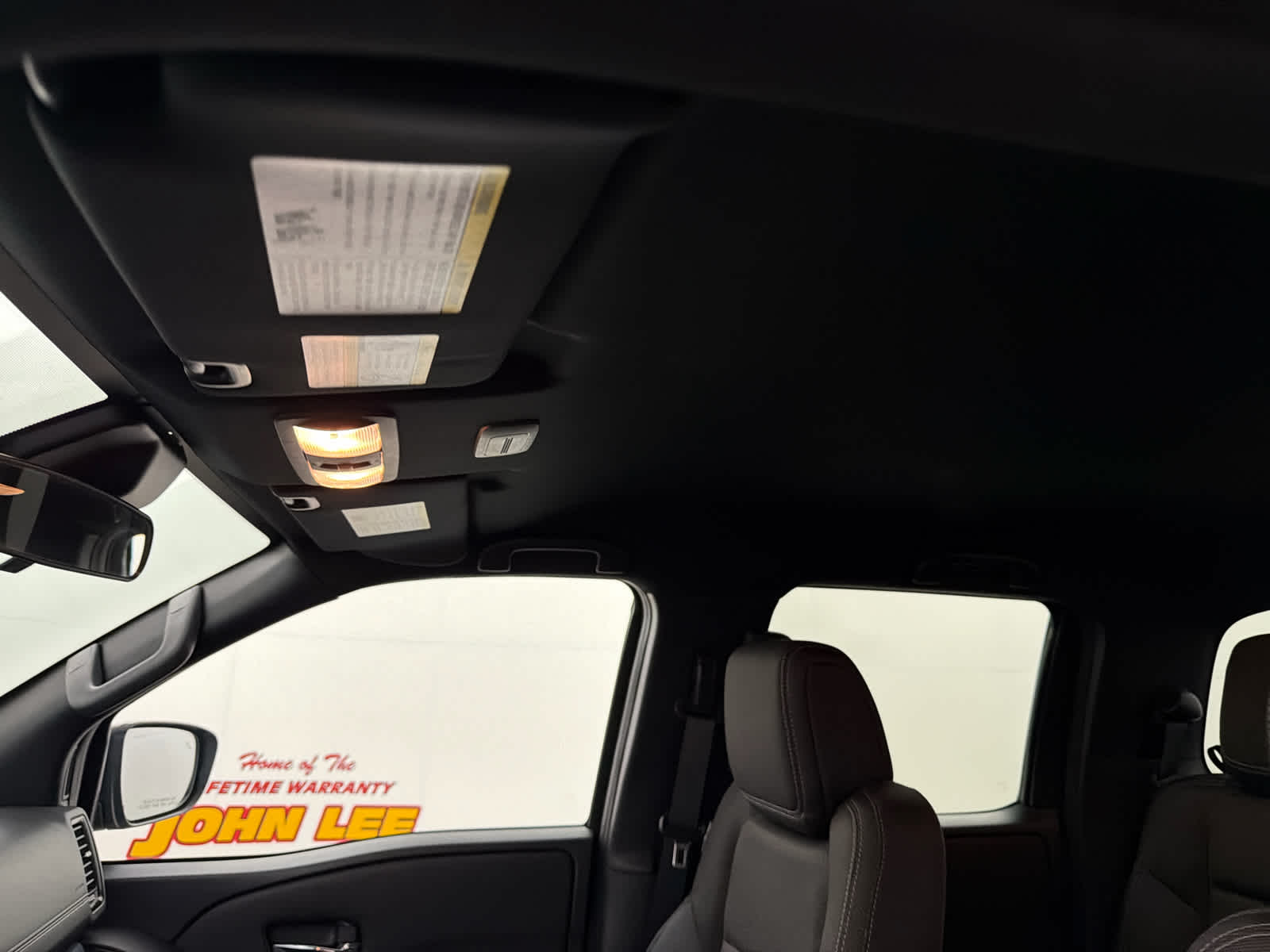 2023 Nissan Frontier Crew Cab SV