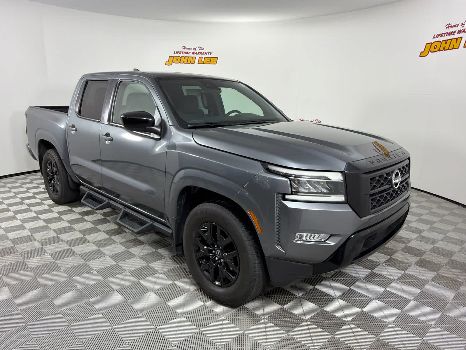 2023 Nissan Frontier Crew Cab SV