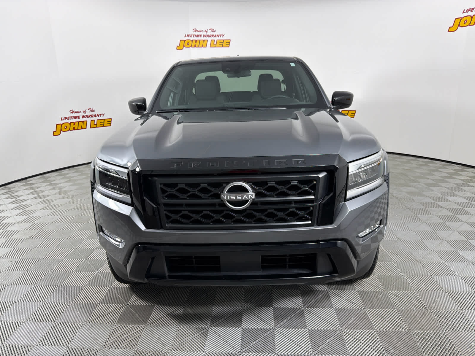 2023 Nissan Frontier Crew Cab SV