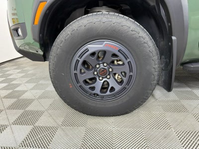 2025 Nissan Frontier Crew Cab PRO-4X®