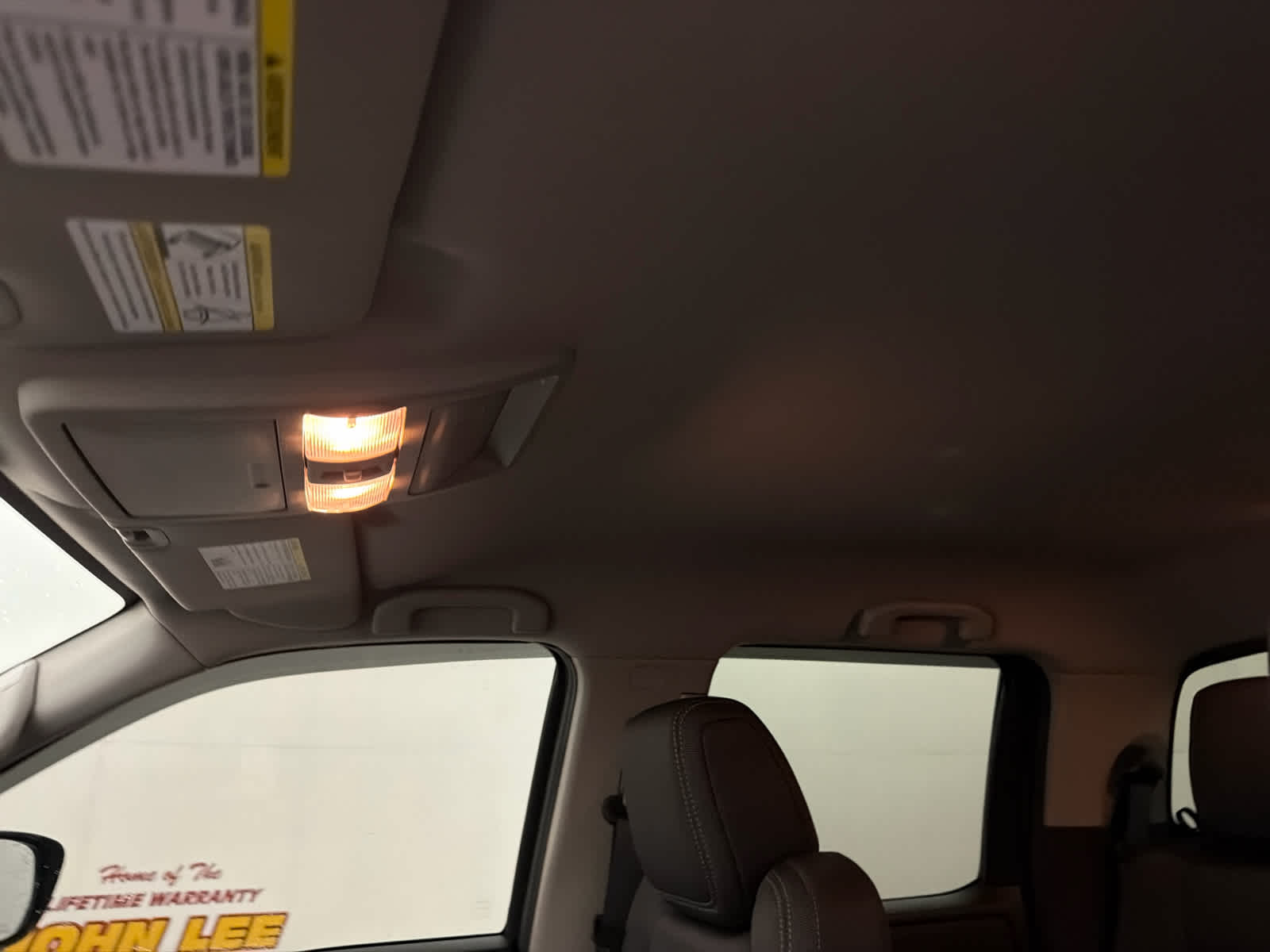 2023 Nissan Frontier Crew Cab SV