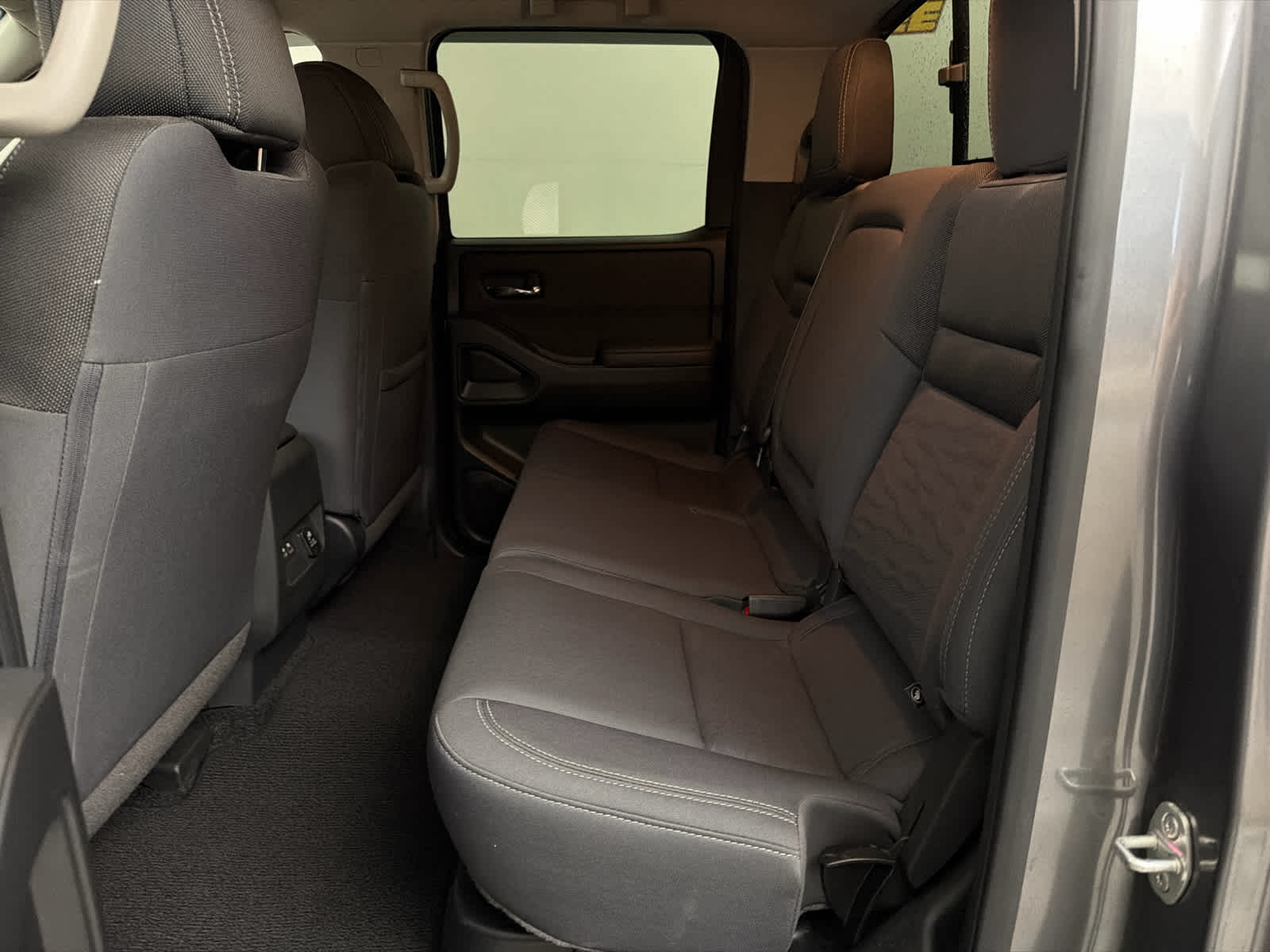 2023 Nissan Frontier Crew Cab SV
