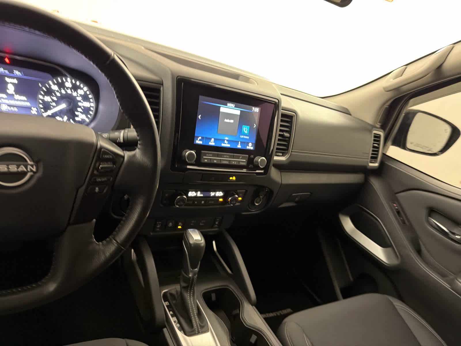 2023 Nissan Frontier Crew Cab SV