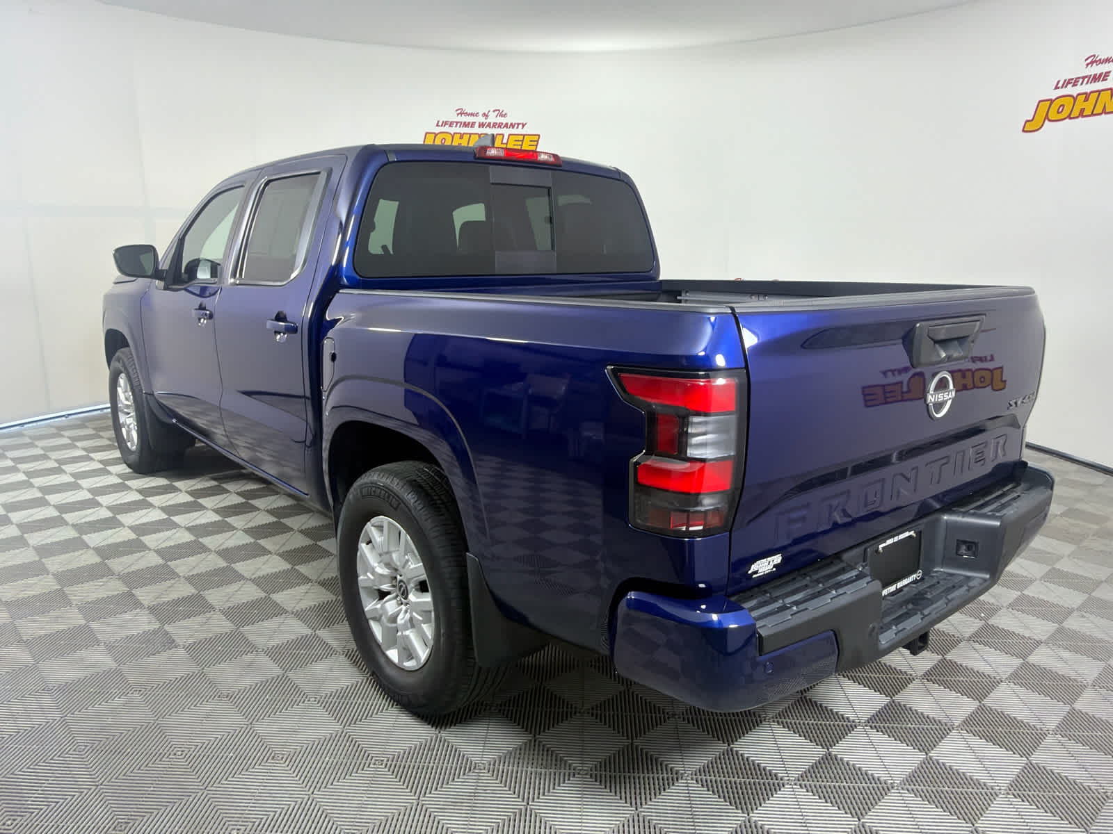 2023 Nissan Frontier Crew Cab SV