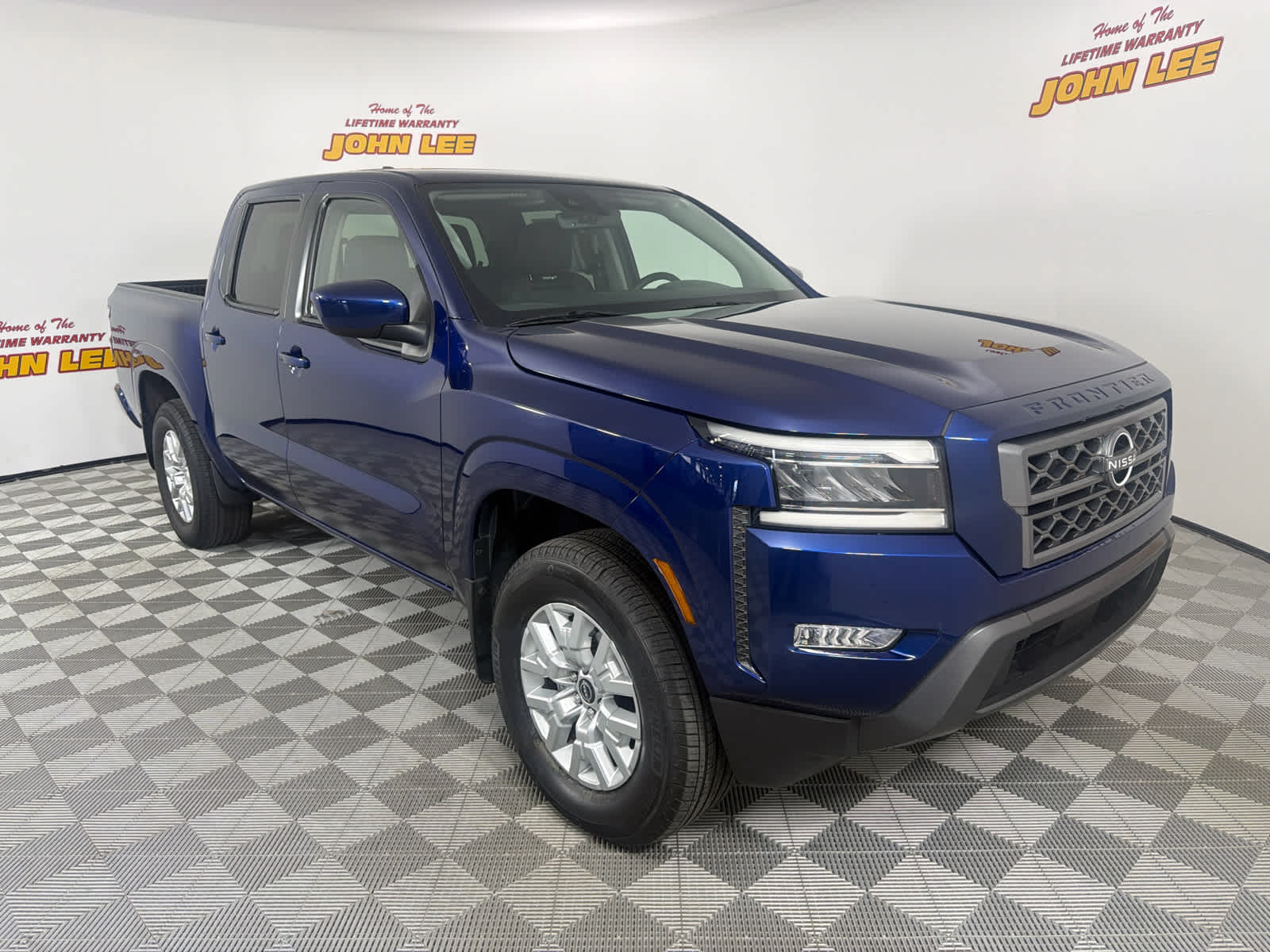 2023 Nissan Frontier Crew Cab SV