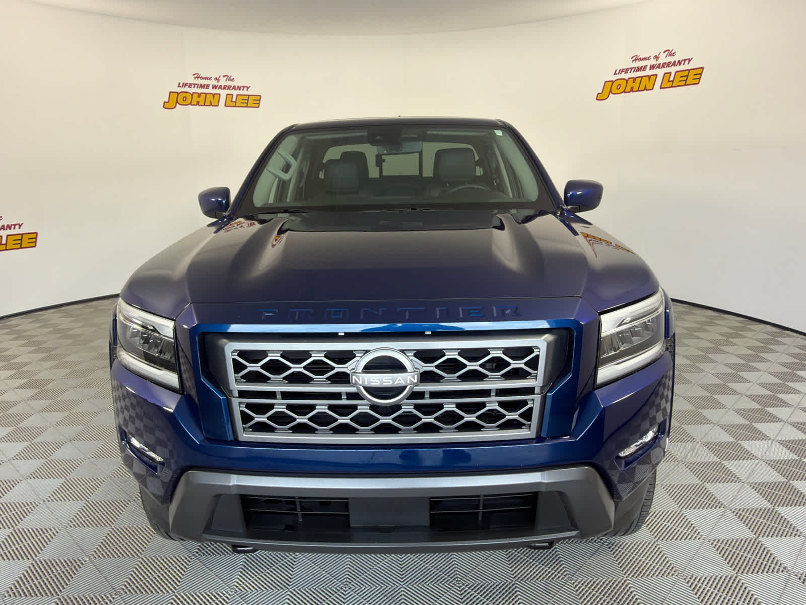 2023 Nissan Frontier Crew Cab SV