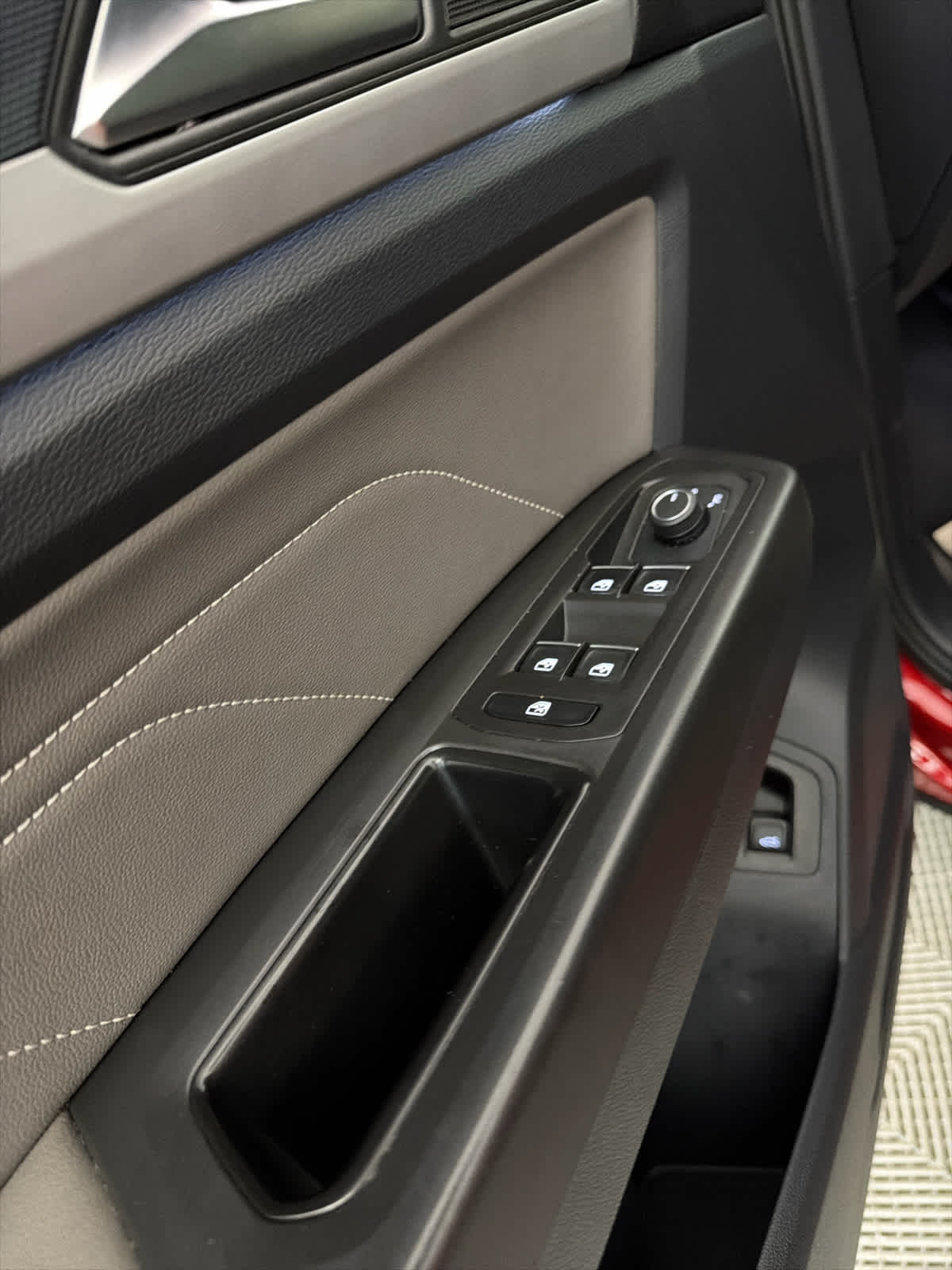 2022 Volkswagen Atlas Cross Sport 3.6L V6 SEL R-Line