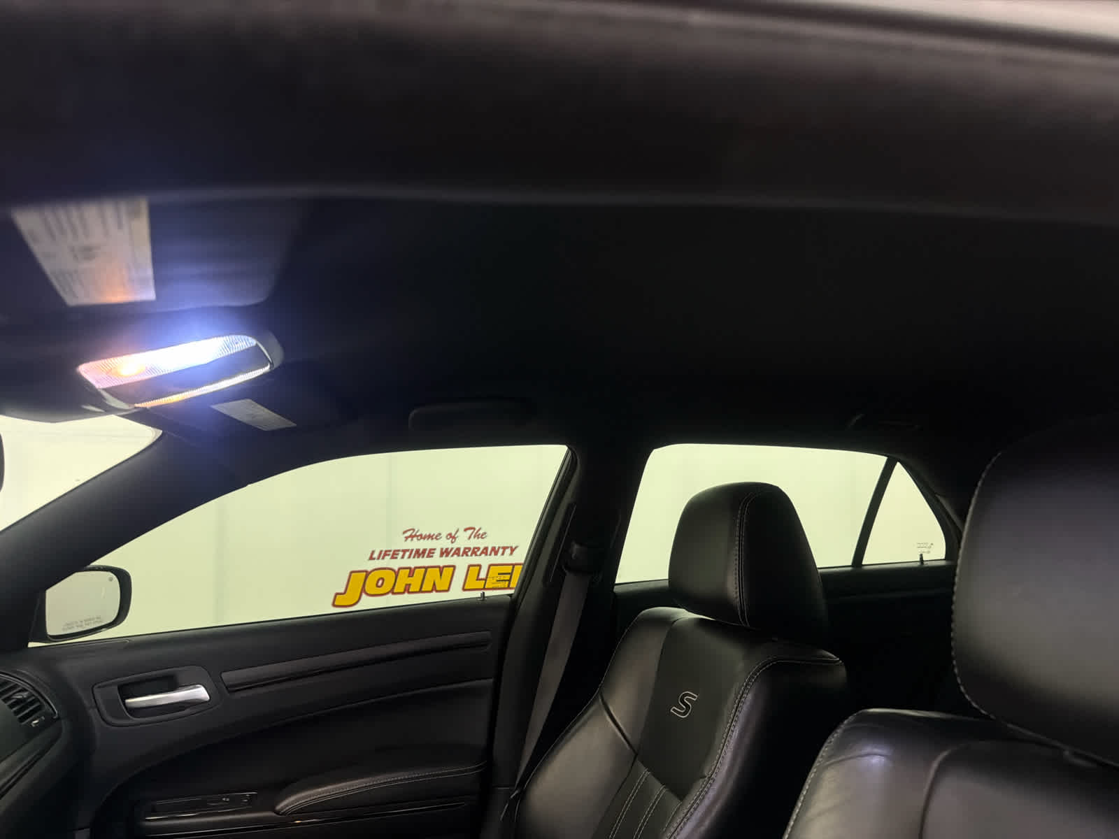 2016 Chrysler 300 300S