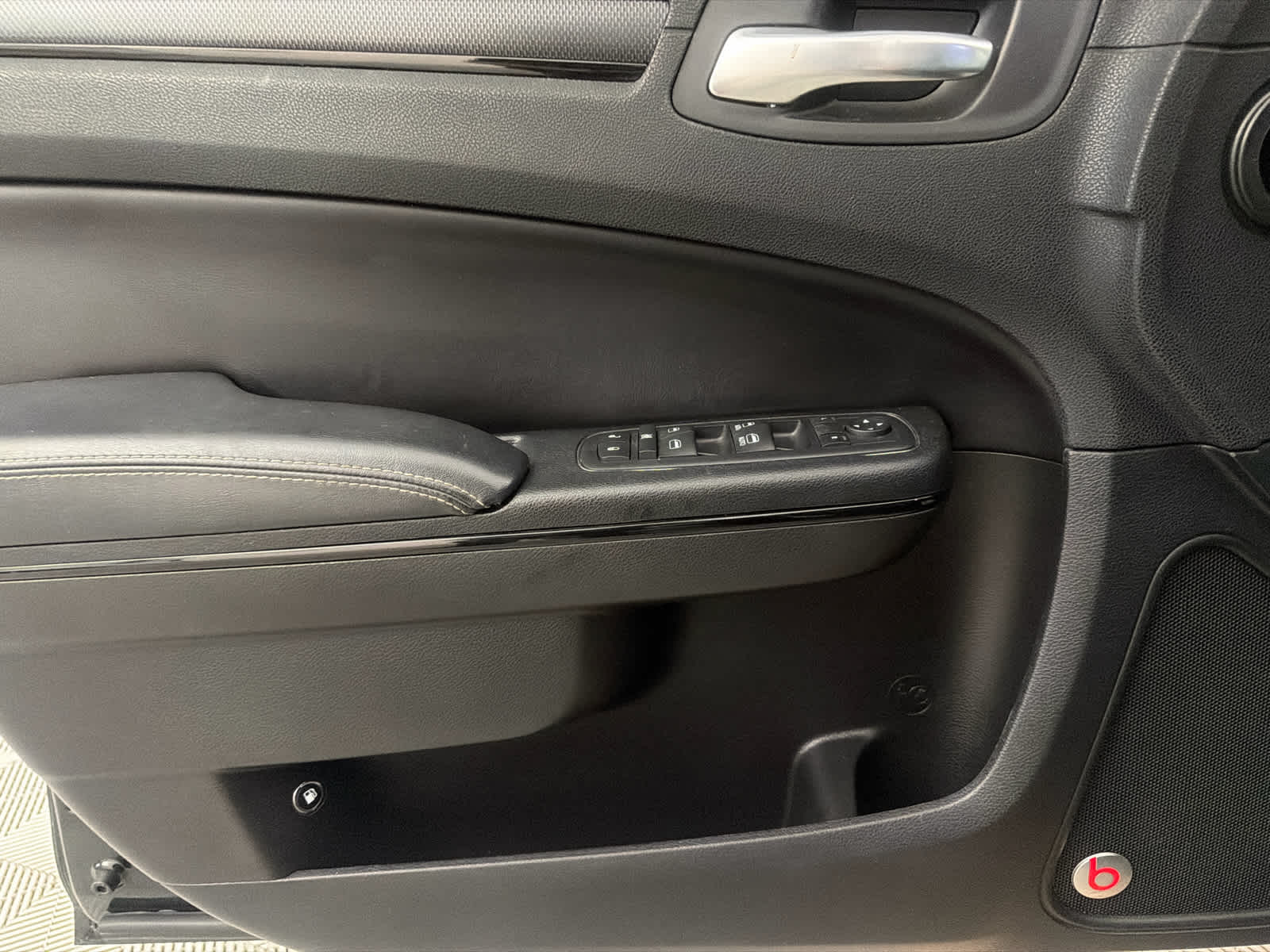 2016 Chrysler 300 300S