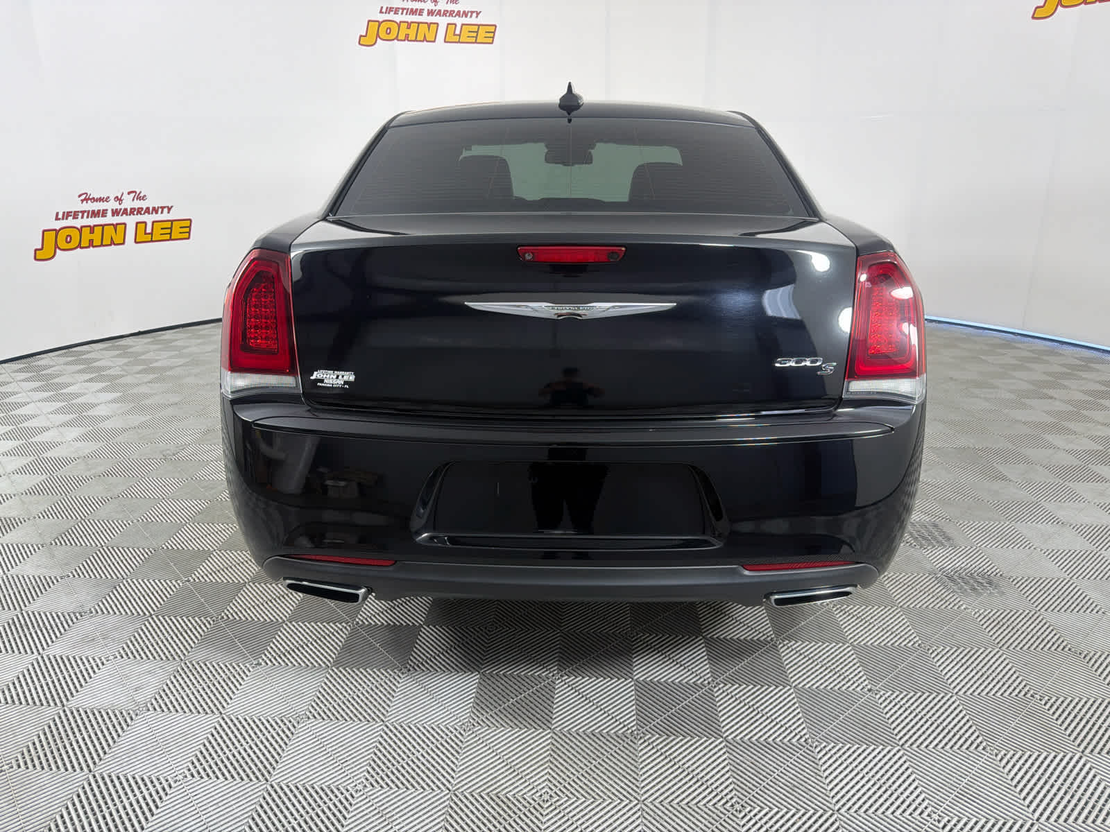 2016 Chrysler 300 300S