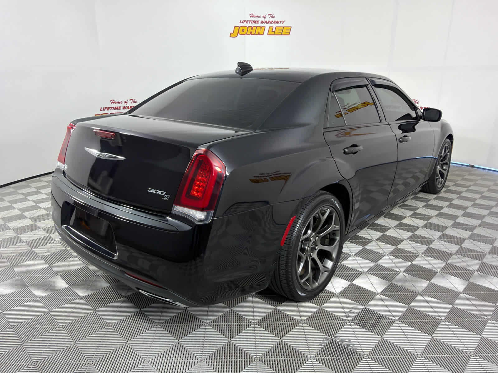 2016 Chrysler 300 300S