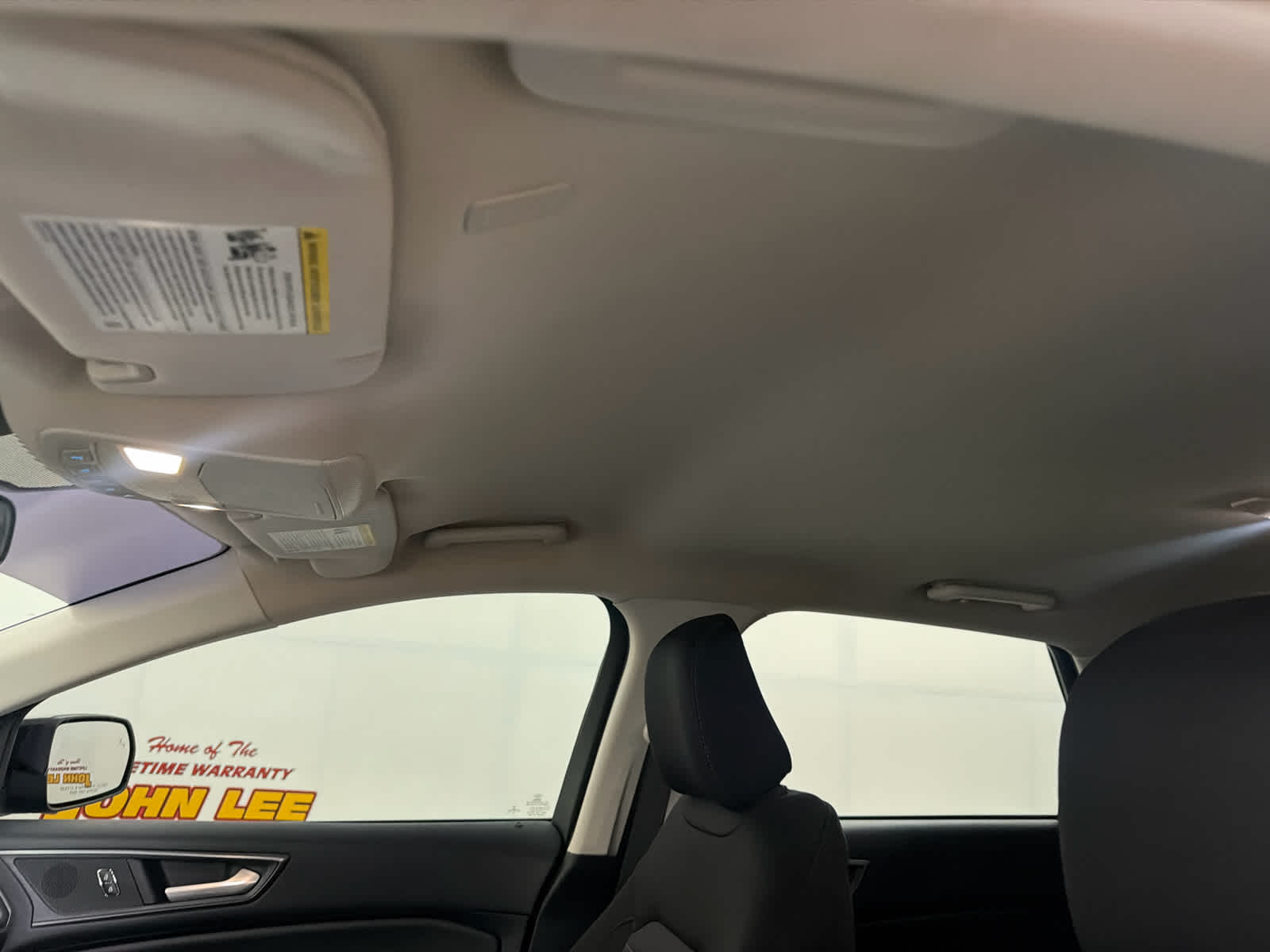 2022 Ford Edge SE