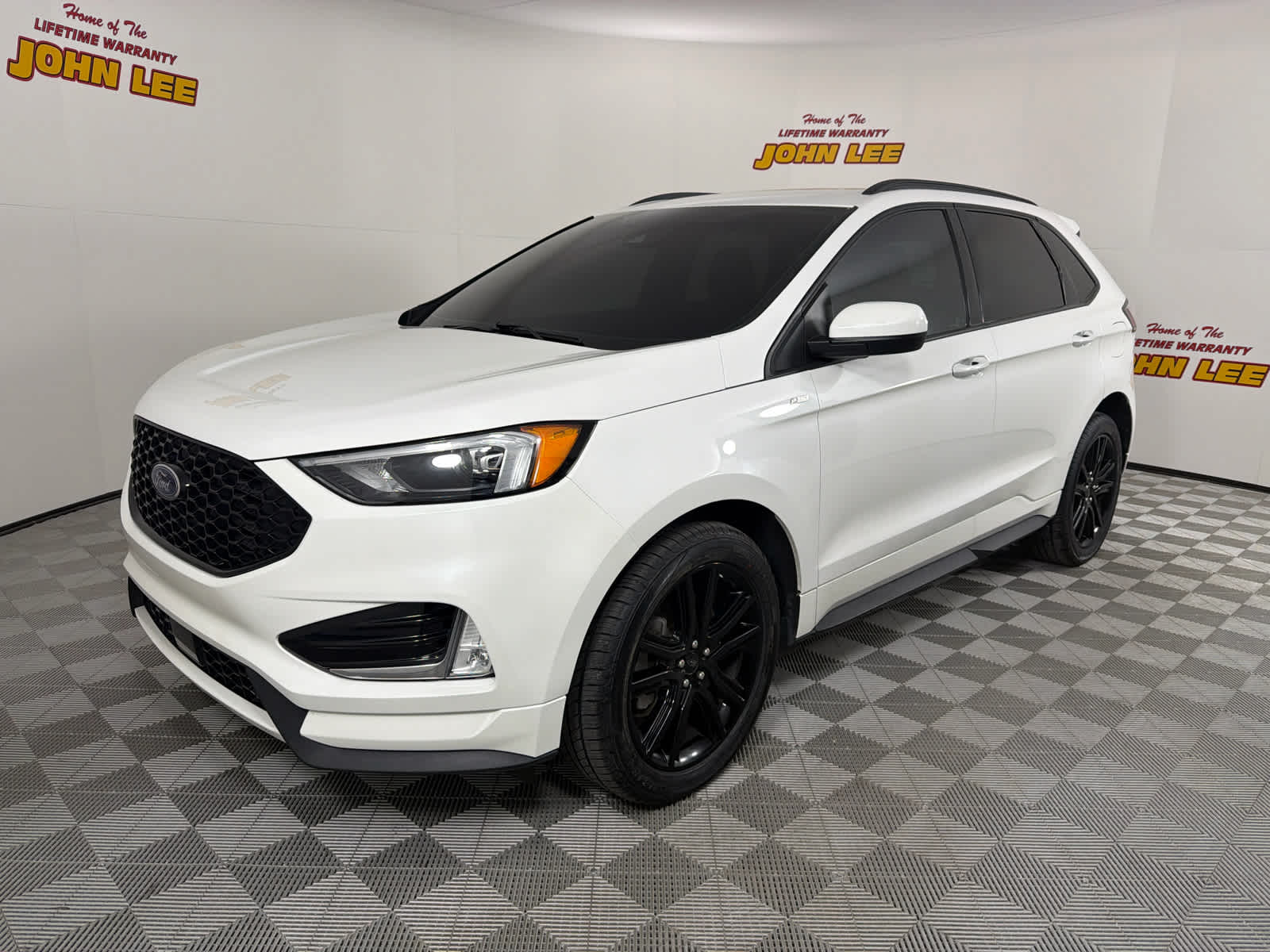 2022 Ford Edge ST-Line