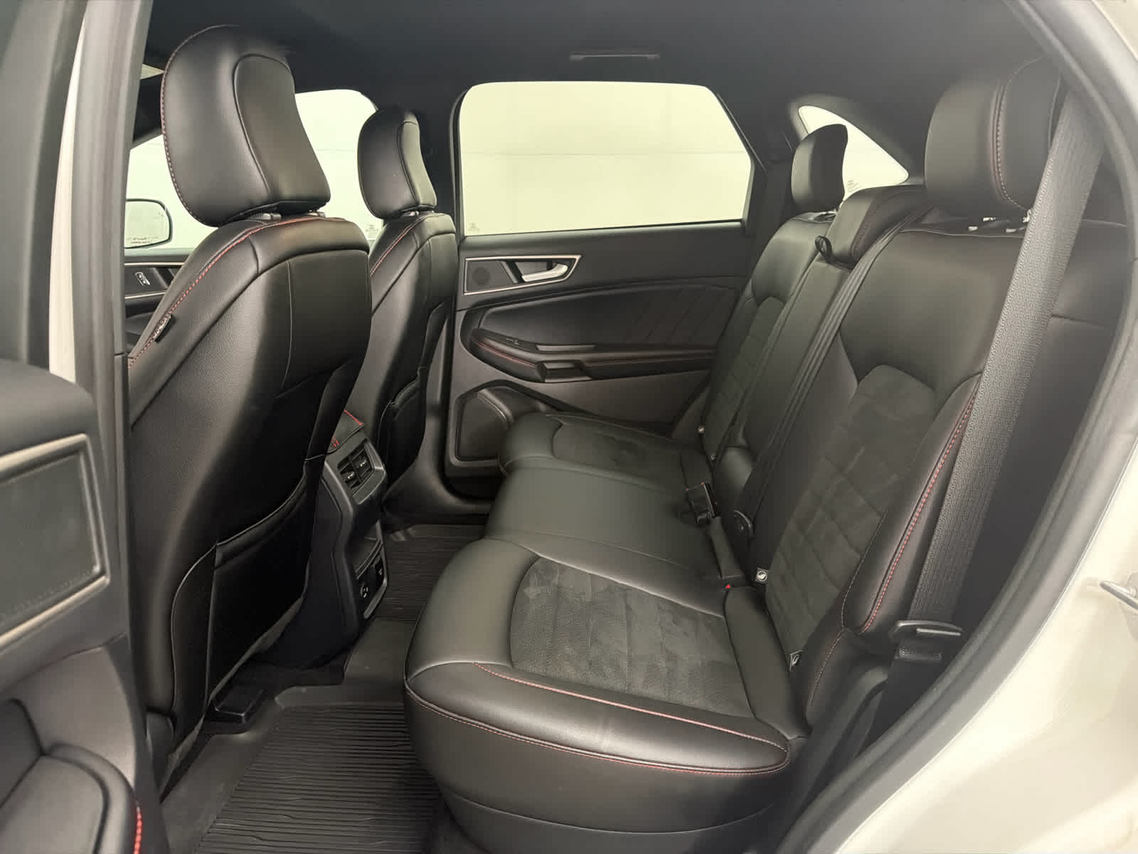 2022 Ford Edge ST-Line