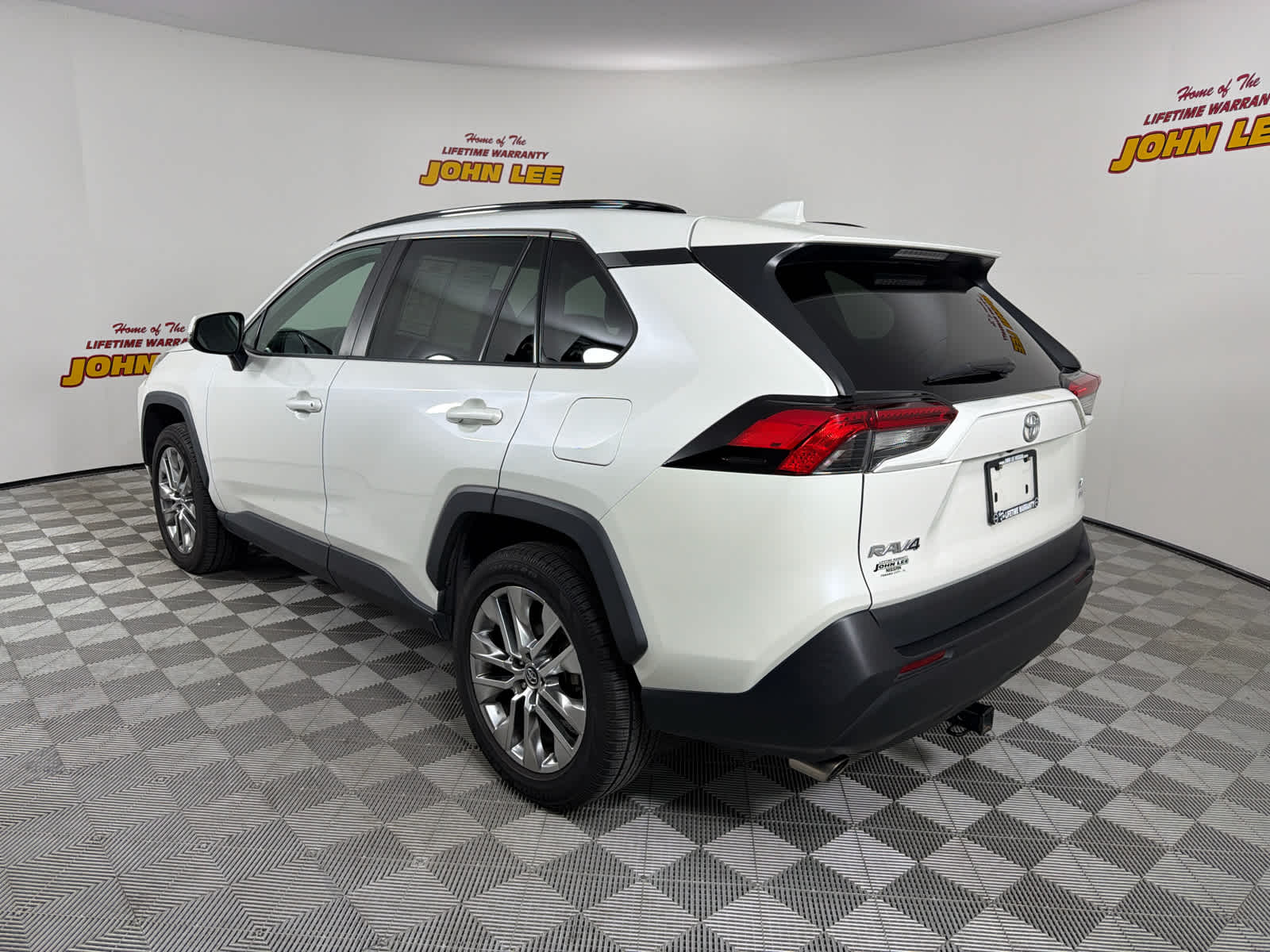 2021 Toyota RAV4 XLE Premium