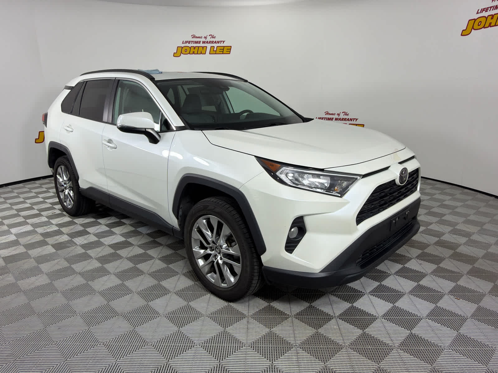 2021 Toyota RAV4 XLE Premium