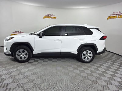 2025 Toyota RAV4 LE