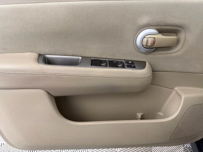 2010 Nissan Versa 1.8 S