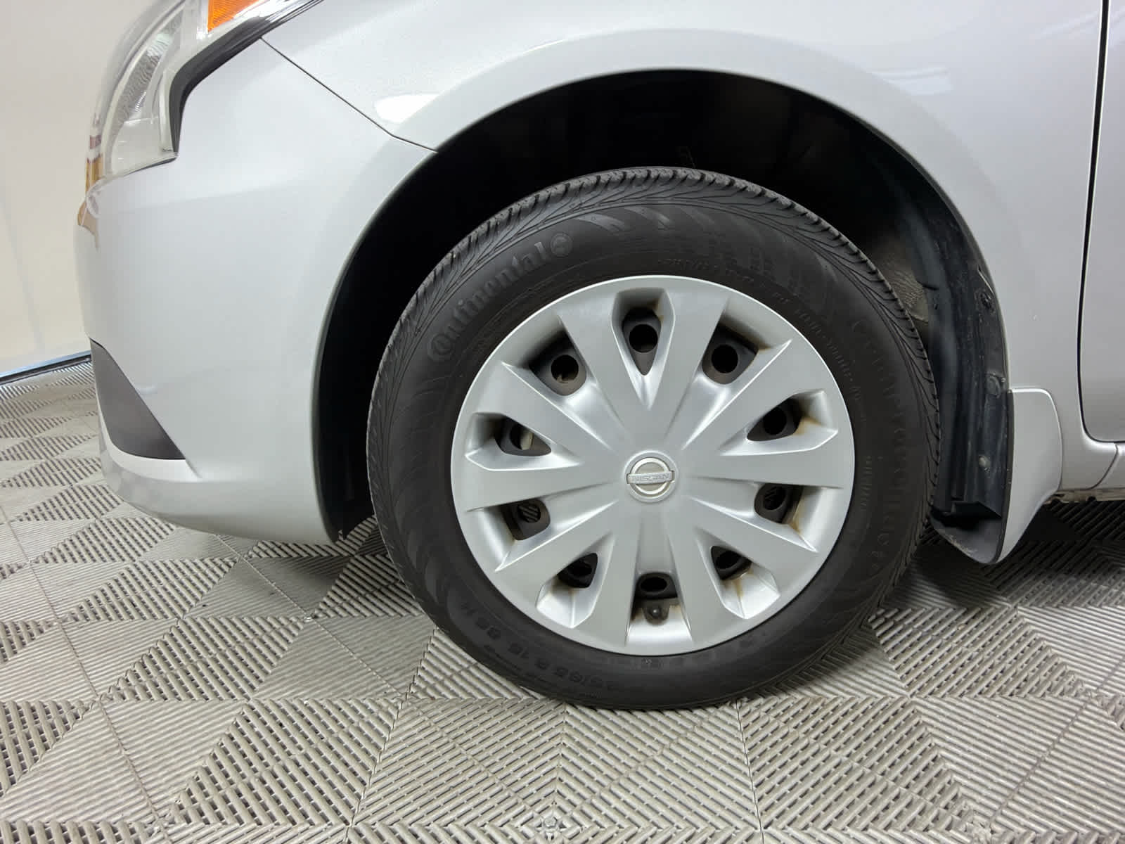2019 Nissan Versa Sedan S