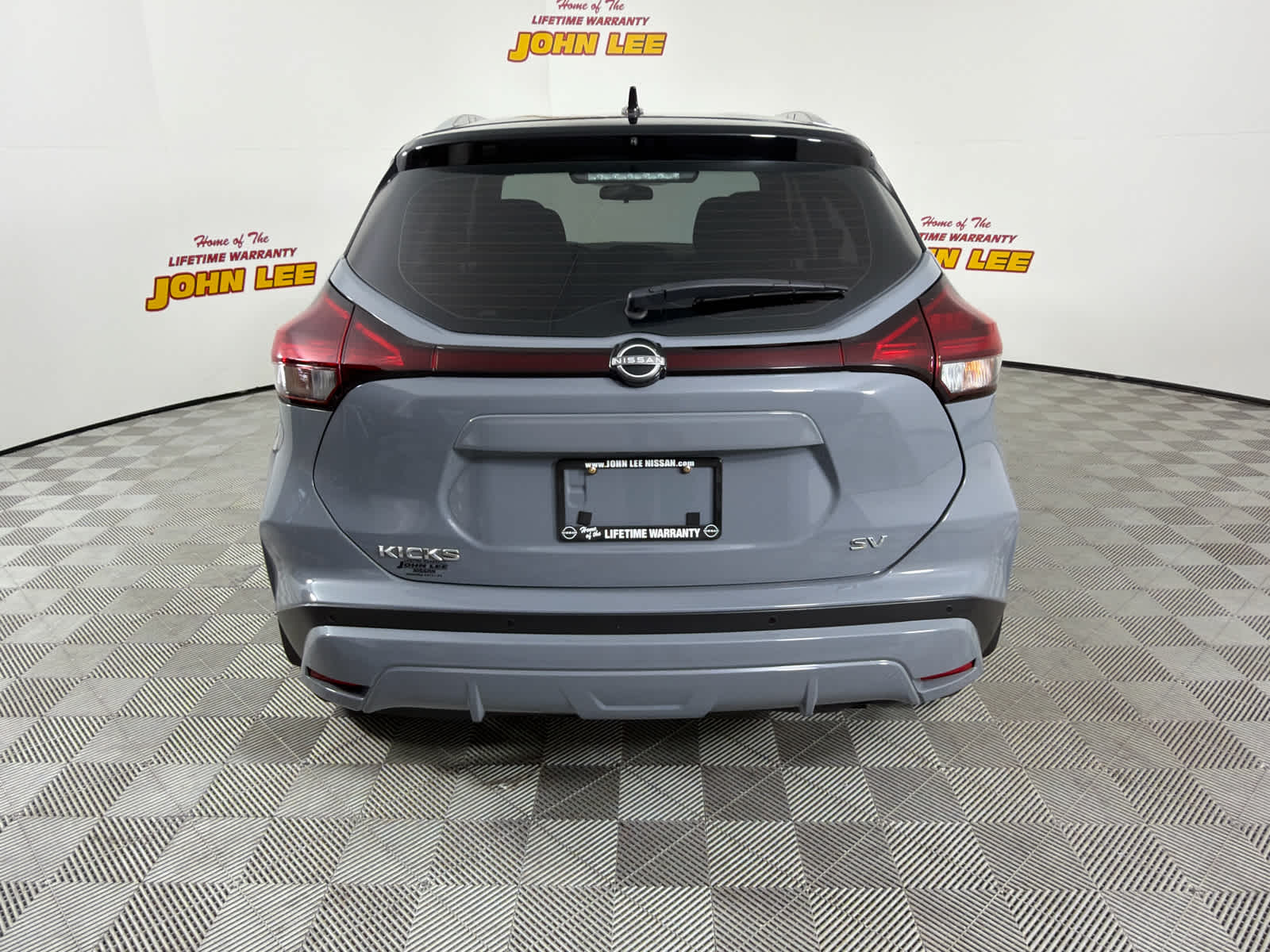 2023 Nissan Kicks SV