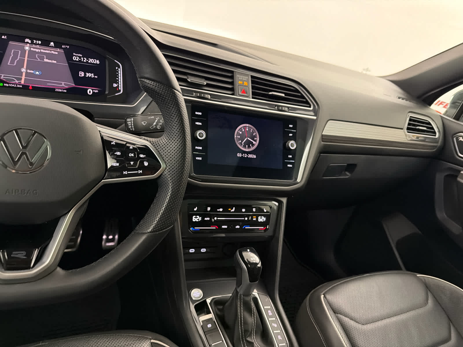 2024 Volkswagen Tiguan SEL R-Line