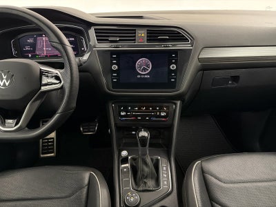 2024 Volkswagen Tiguan SEL R-Line