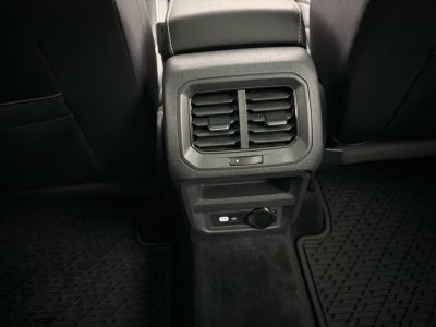 2024 Volkswagen Tiguan SEL R-Line