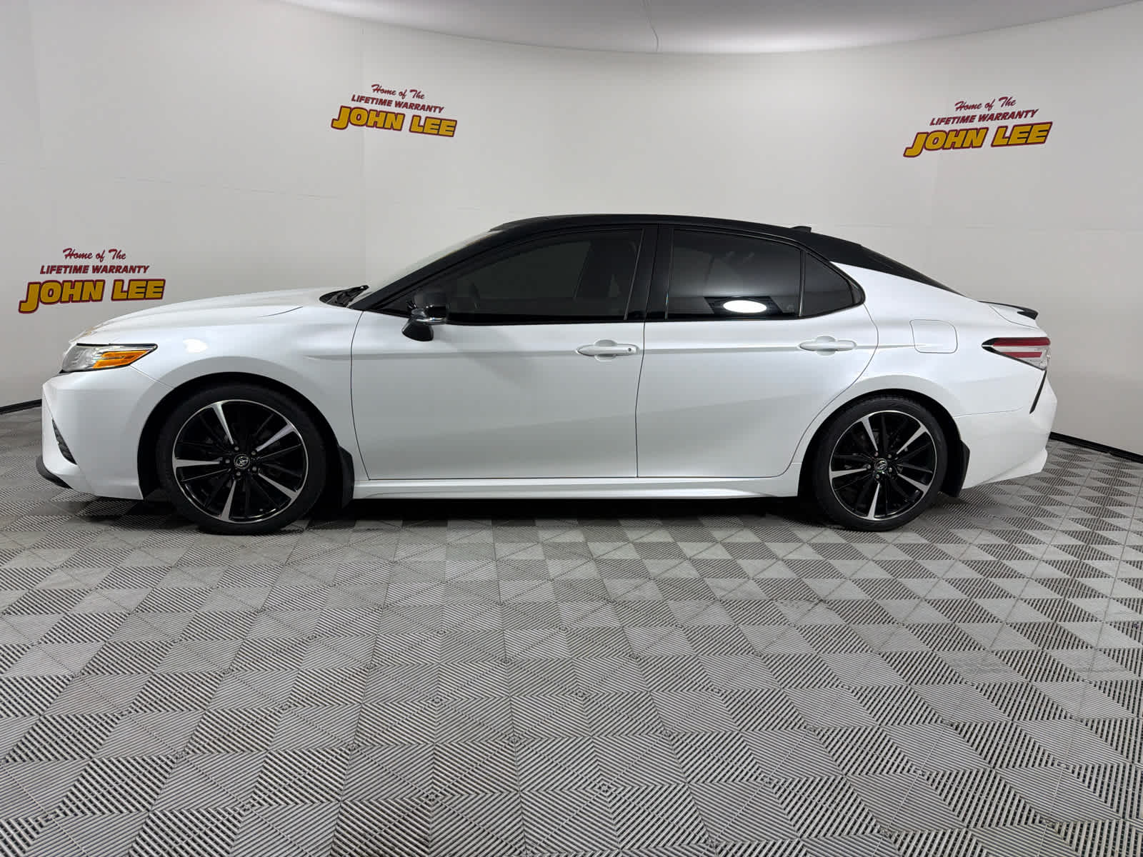 2020 Toyota Camry XSE V6