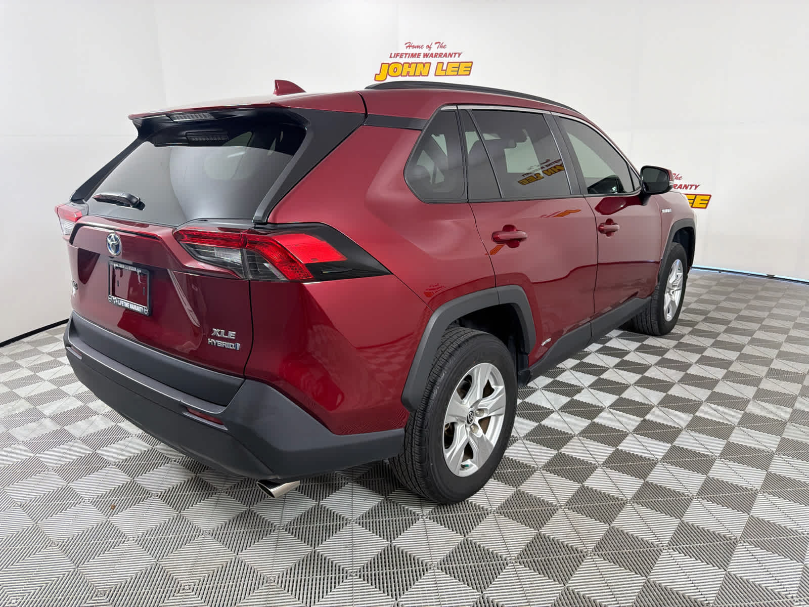 2021 Toyota RAV4 Hybrid XLE