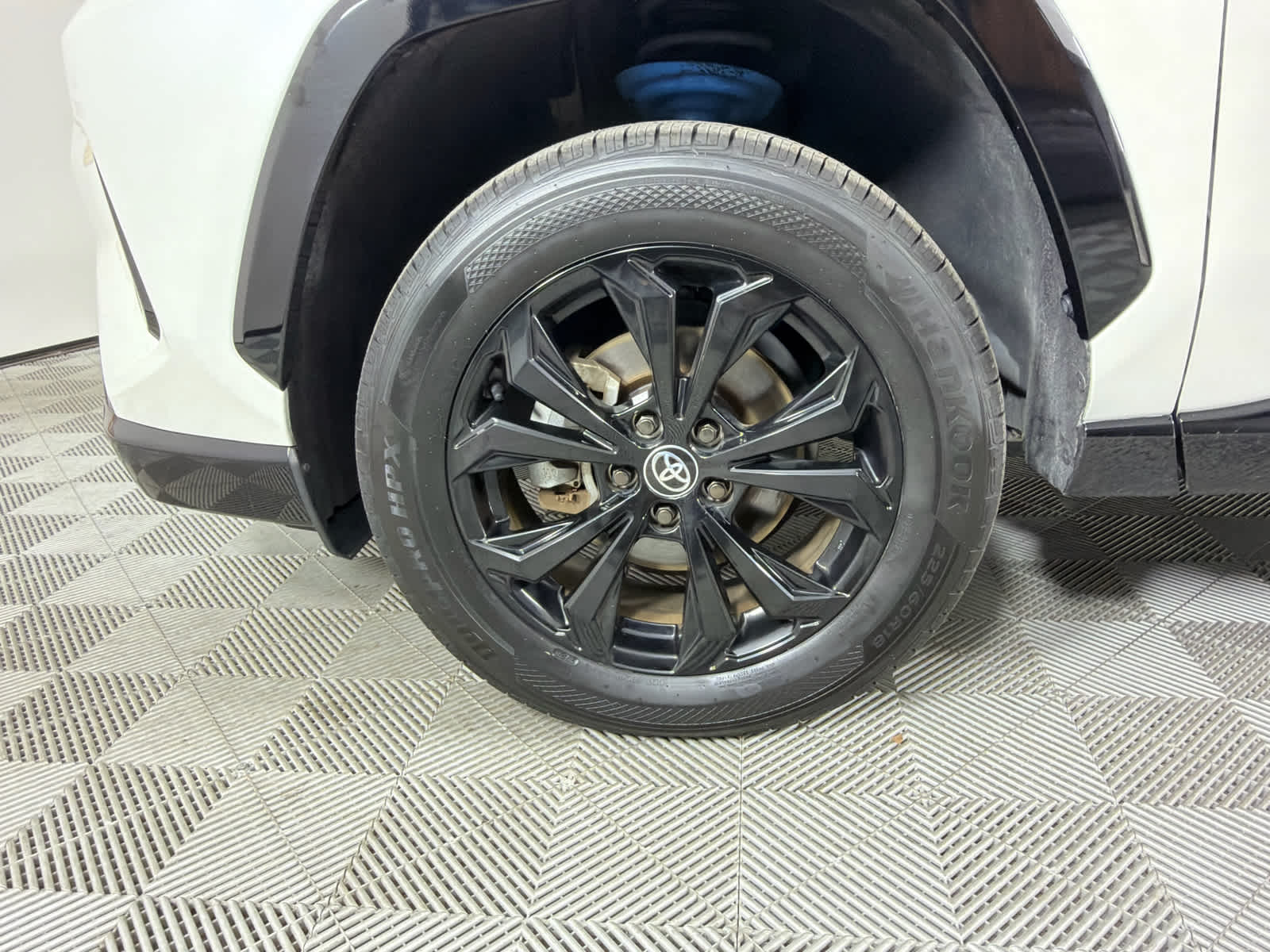 2022 Toyota RAV4 Hybrid SE