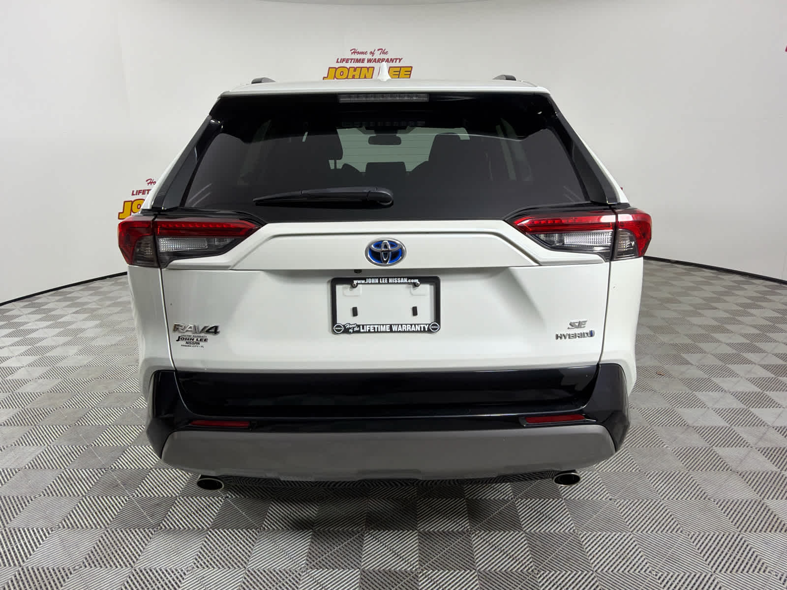 2022 Toyota RAV4 Hybrid SE
