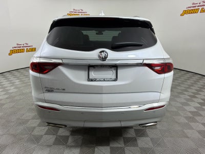 2023 Buick Enclave Essence