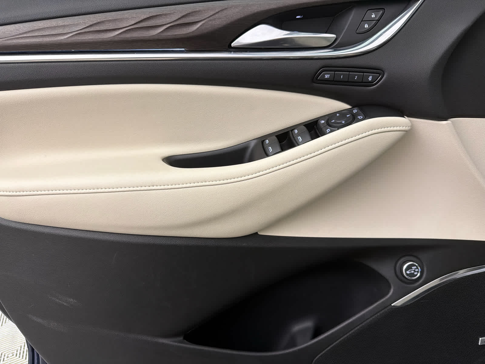 2023 Buick Enclave Avenir