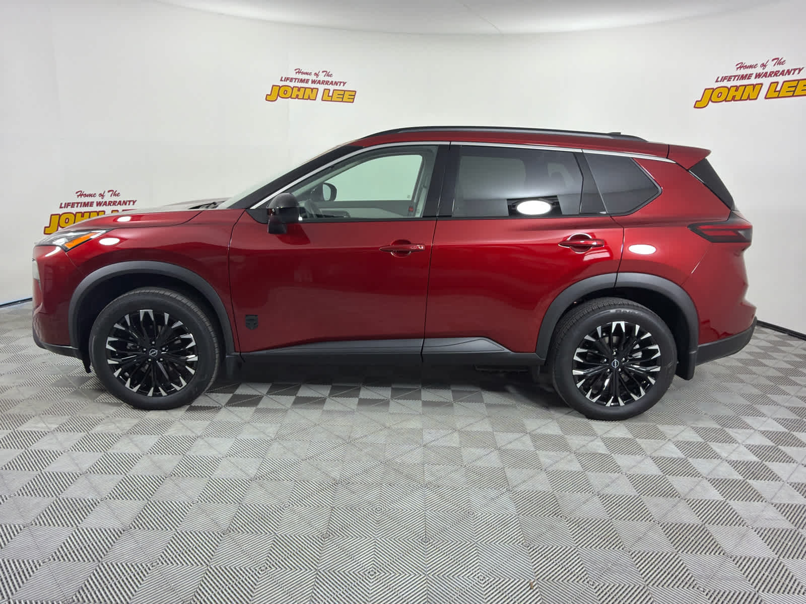2026 Nissan Rogue Dark Armor™