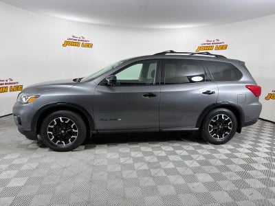 2020 Nissan Pathfinder SL