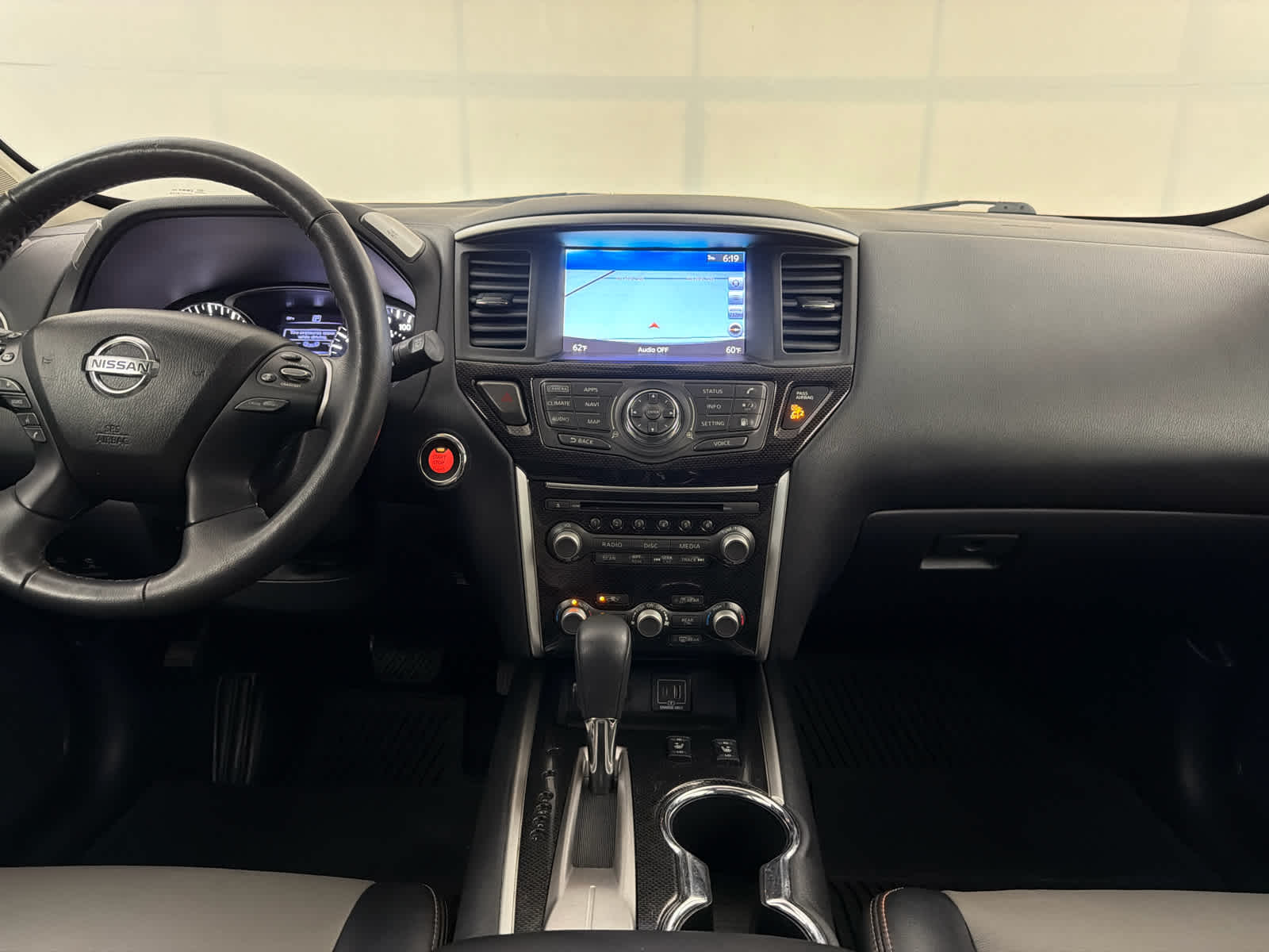 2020 Nissan Pathfinder SL