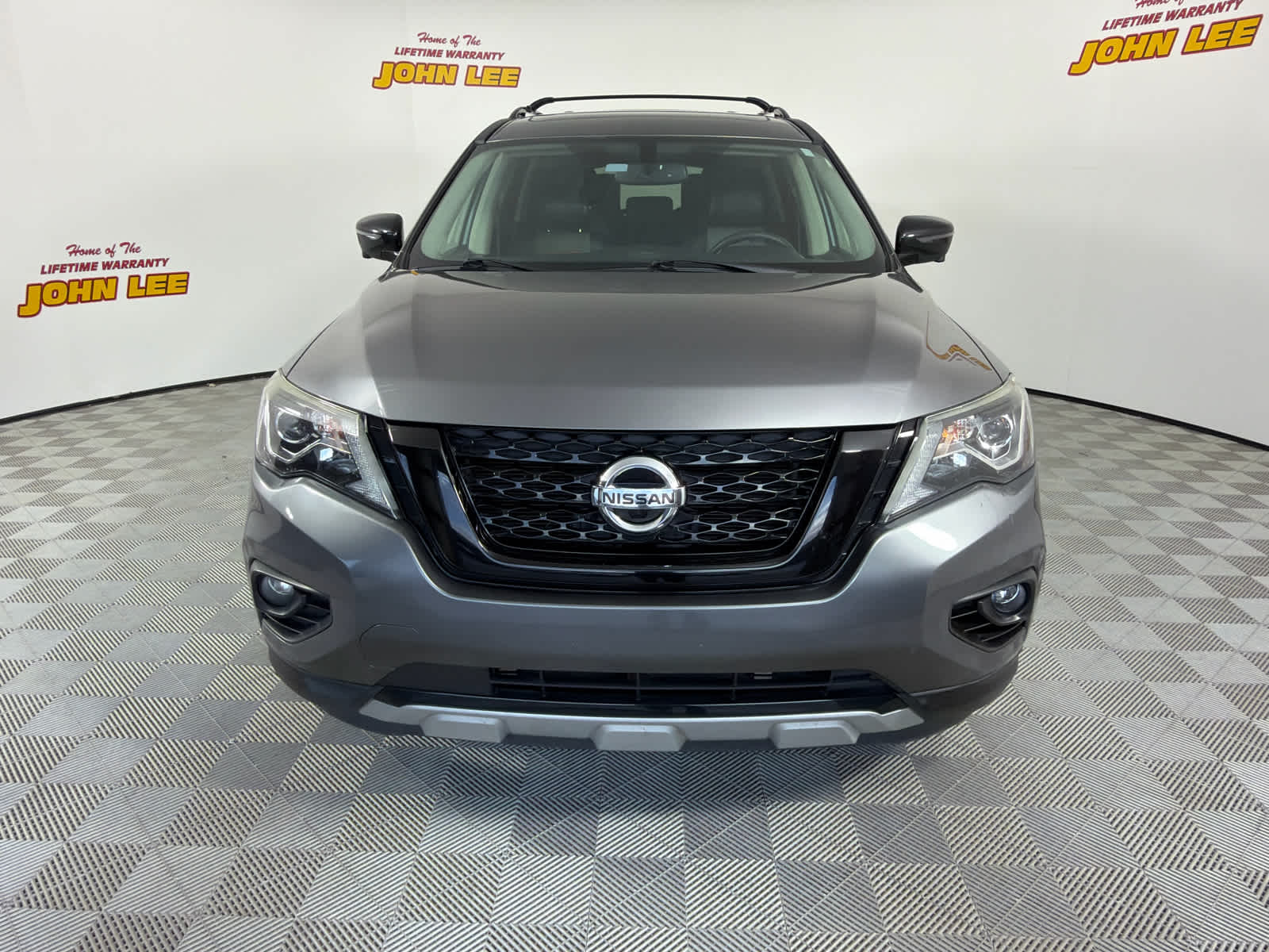 2020 Nissan Pathfinder SL