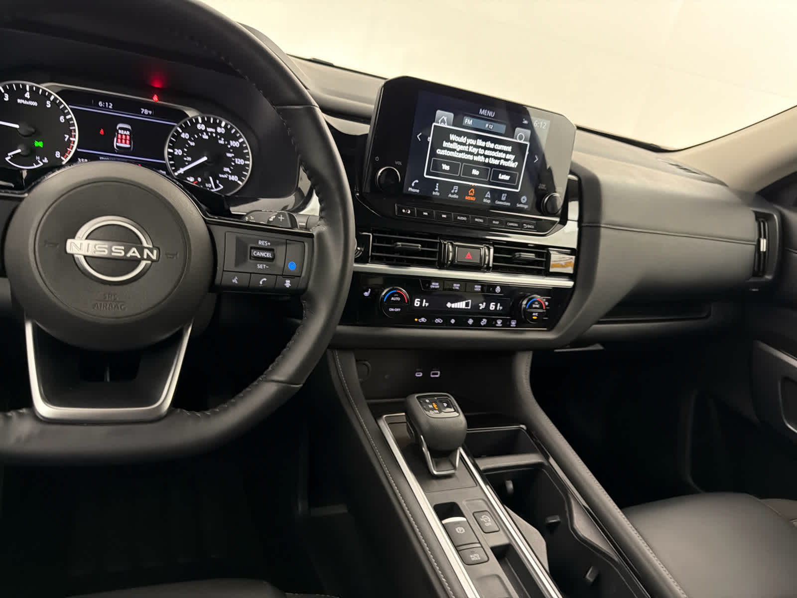 2024 Nissan Pathfinder SL