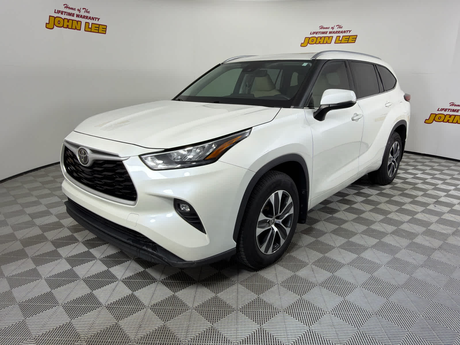 2020 Toyota Highlander XLE