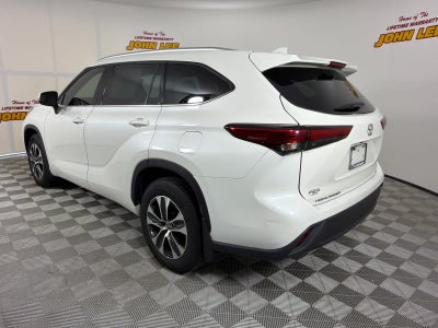 2020 Toyota Highlander XLE