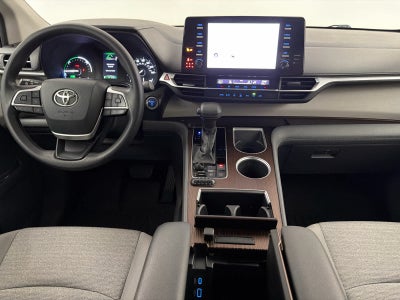 2021 Toyota Sienna LE