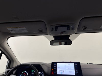 2021 Toyota Sienna LE