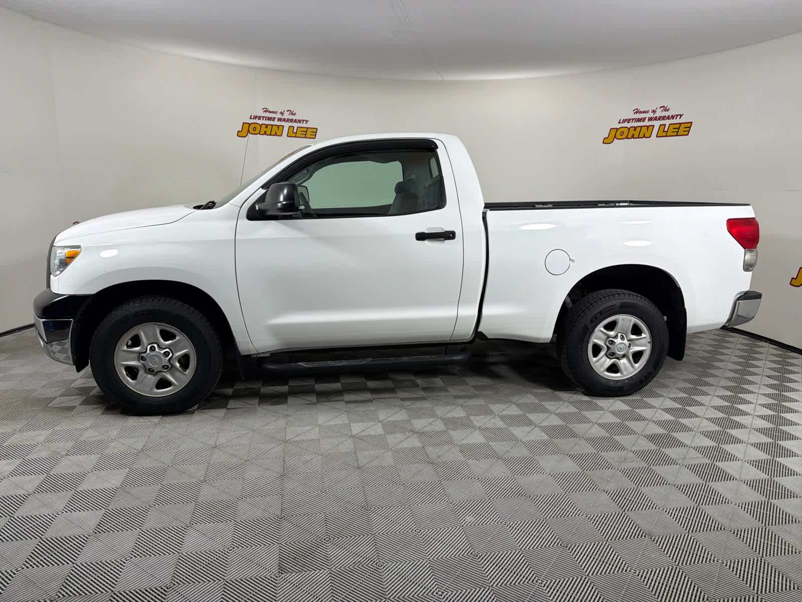 2008 Toyota Tundra Reg 4.0L V6 5-Spd AT (Natl)