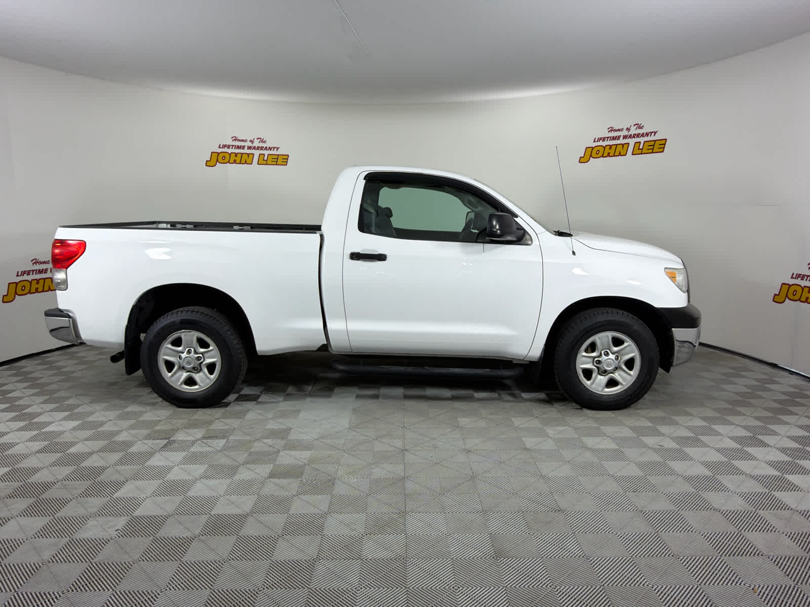 2008 Toyota Tundra Reg 4.0L V6 5-Spd AT (Natl)