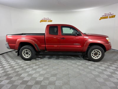 2013 Toyota Tacoma 4WD Access Cab V6 AT (Natl)